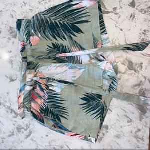 Guess paper-bag waist linenshorts